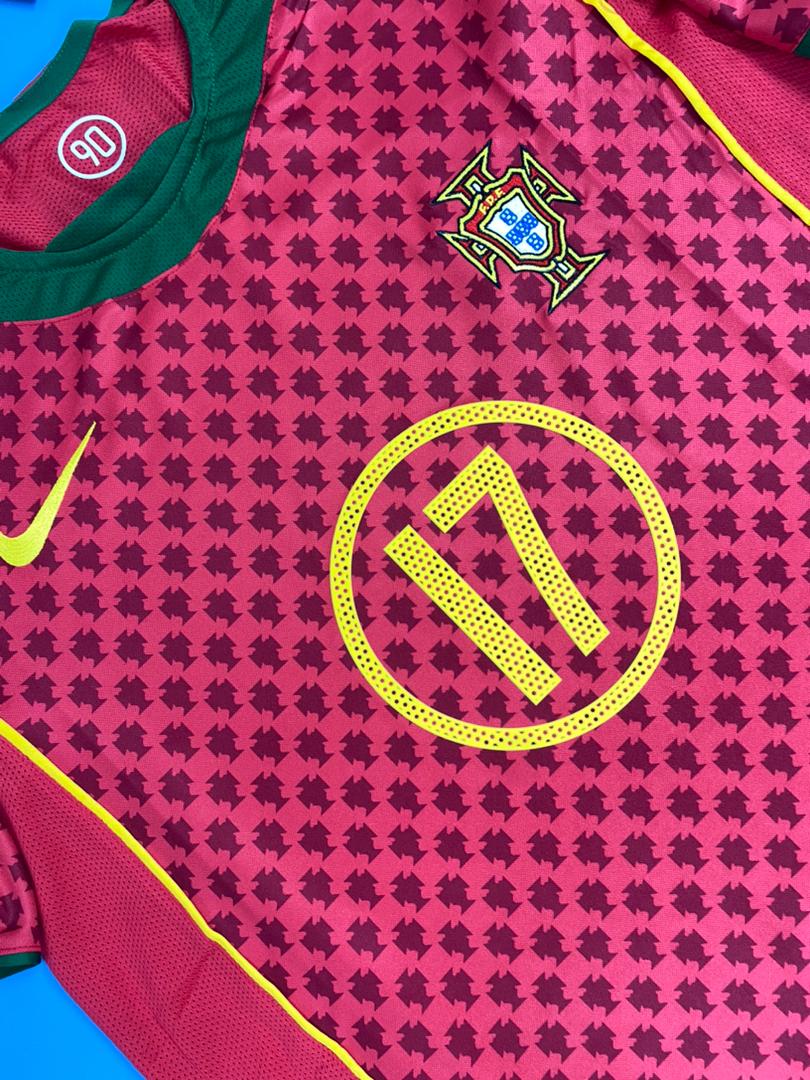 Portugal 2004/2005 Euro Final Home Retro Mens Jersey - C.Ronaldo #17