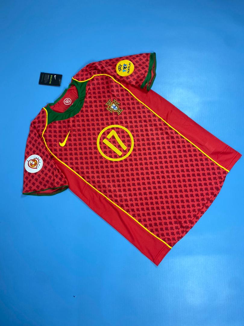Portugal 2004/2005 Euro Final Home Retro Mens Jersey - C.Ronaldo #17