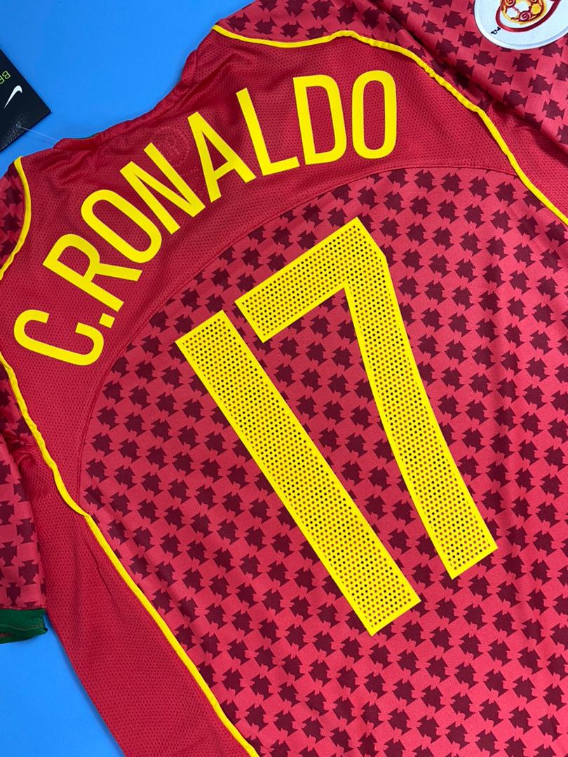 Portugal 2004/2005 Euro Final Home Retro Mens Jersey - C.Ronaldo #17