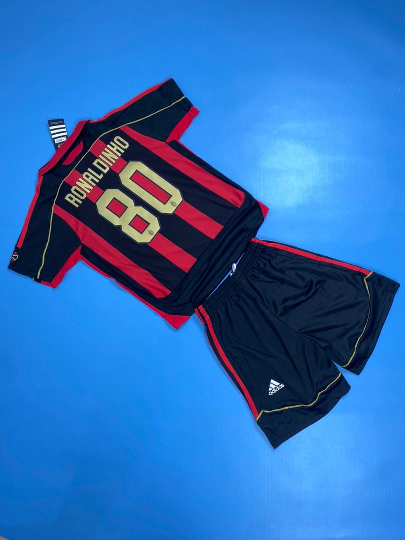 Ronaldinho 80 AC Milan 2008/09 Kids Youth Kit Size