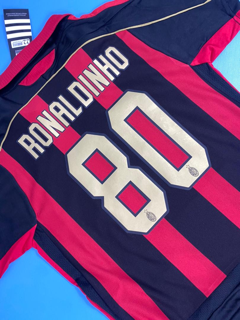 Ronaldinho 80 AC Milan 2008/09 Kids Youth Kit Size